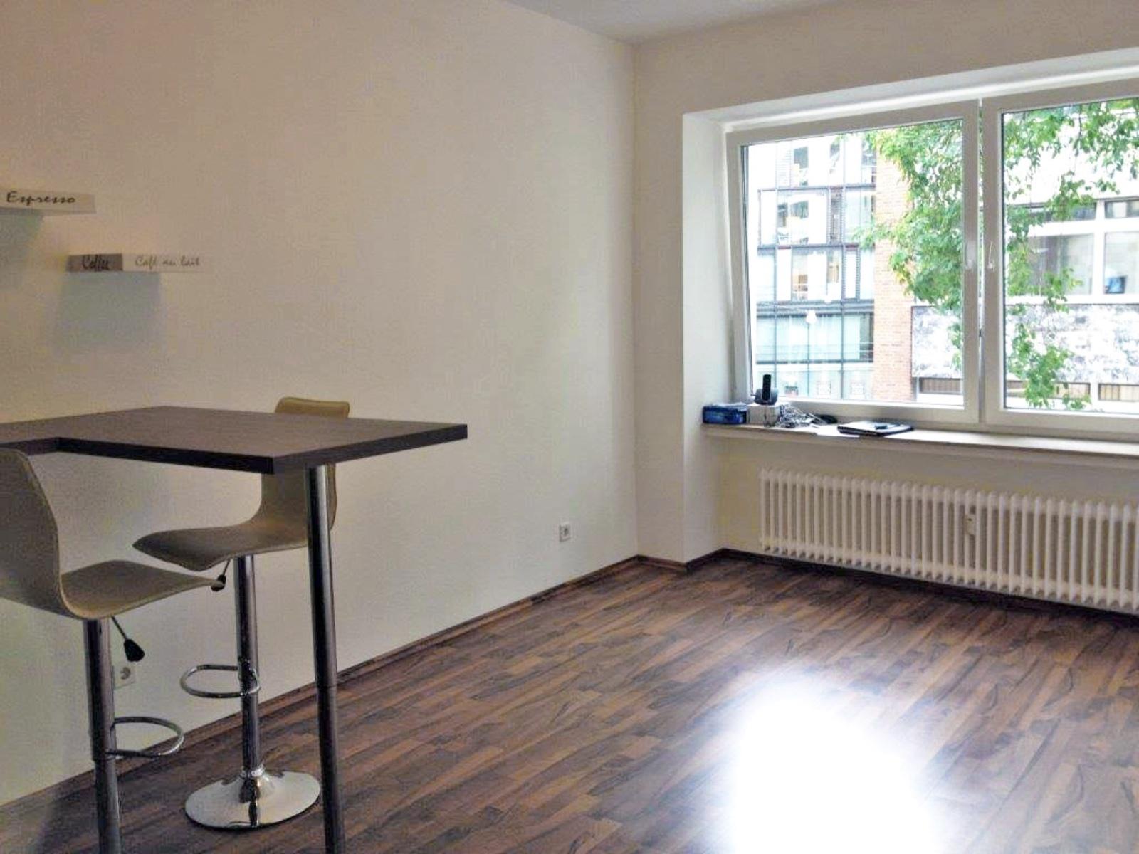 renovierte 3-Zimmer Wohnung direkt in der Bremer City